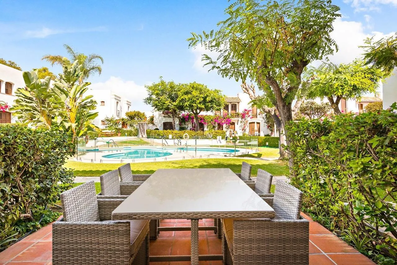 Estepona - Playa - Villa De 3 Dormitorios Con Acceso Directo A La Piscina Y Al Lado Del Mar Si7 公寓